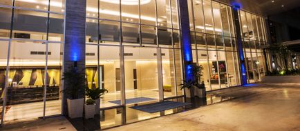 Holiday Inn Express Surabaya CenterPoint Exterior