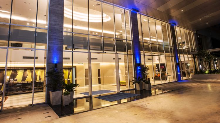 Holiday Inn Express Surabaya CenterPoint Exterior