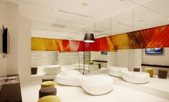 Centara Watergate Pavillion Hotel