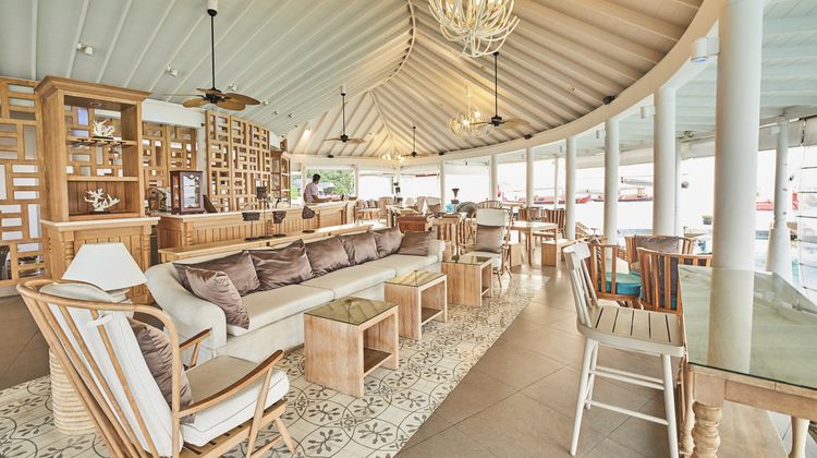 Centara Grand Island Resort & Spa Lobby