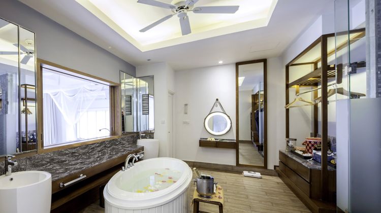 Centara Grand Island Resort & Spa Room