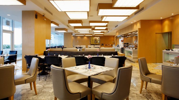 Centara Hotel Hat Yai Restaurant