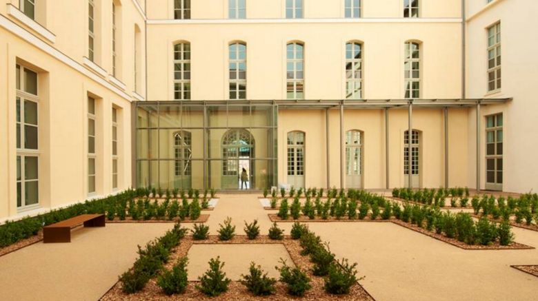 <b>InterContinental Marseille-Hotel Dieu Restaurant</b>. Images powered by <a href="https://www.leonardoworldwide.com/" title="Leonardo Worldwide" target="_blank">Leonardo</a>.