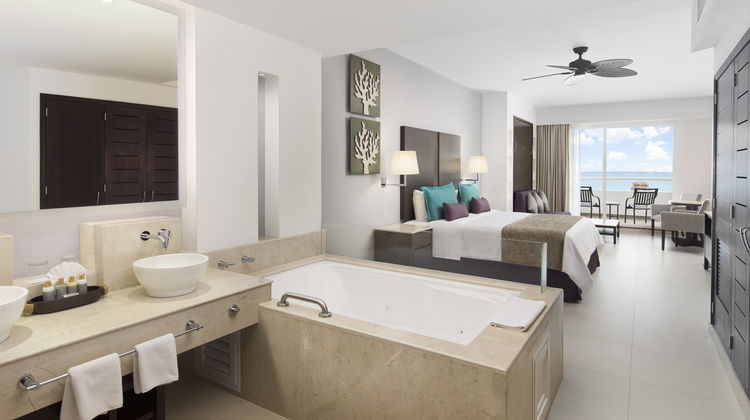 Ventus at Marina El Cid Spa/Beach Resort Suite