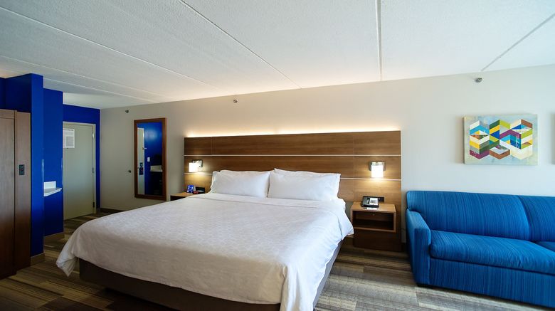 <b>Holiday Inn Express & Suites Tempe Room</b>. Images powered by <a href="https://www.leonardoworldwide.com/" title="Leonardo Worldwide" target="_blank">Leonardo</a>.
