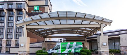 Holiday Inn St. Louis Airport West Exterior