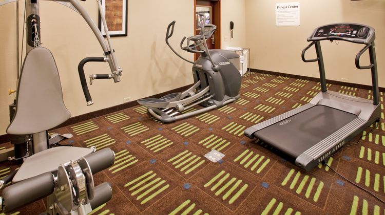 Holiday Inn Express Hotel & Suites Health Club