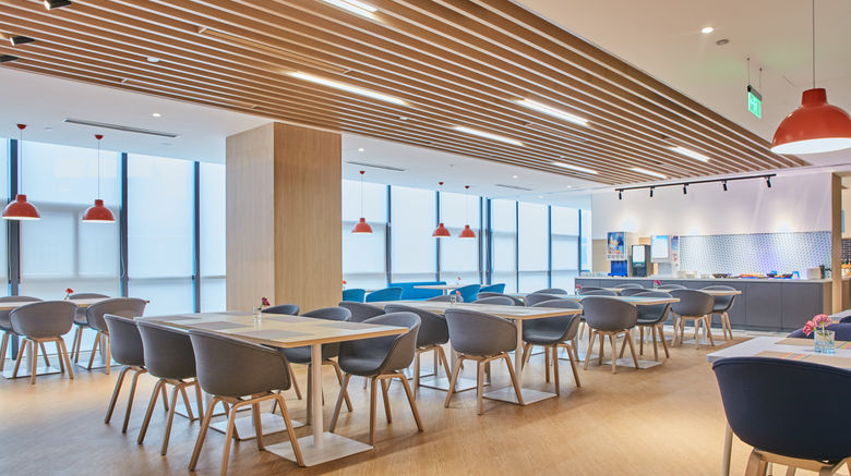 <b>Holiday Inn Express Hangzhou Jiuzhou Restaurant</b>. Images powered by <a href="https://www.leonardoworldwide.com/" title="Leonardo Worldwide" target="_blank">Leonardo</a>.