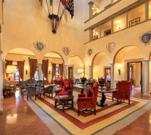 Villa La Massa Lobby