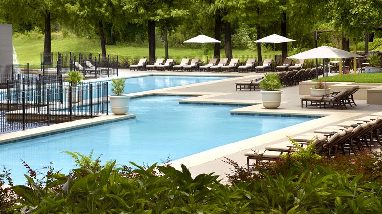 <b>Omni Houston Hotel Pool</b>. Images powered by <a href="https://www.leonardoworldwide.com/" title="Leonardo Worldwide" target="_blank">Leonardo</a>.