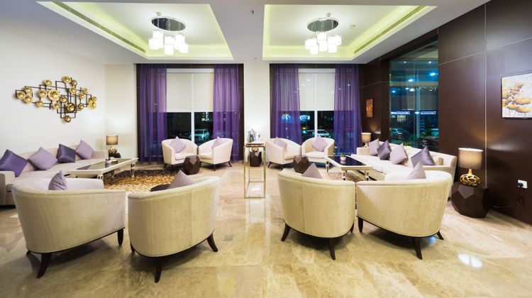 Centara Muscat Hotel Oman Lobby