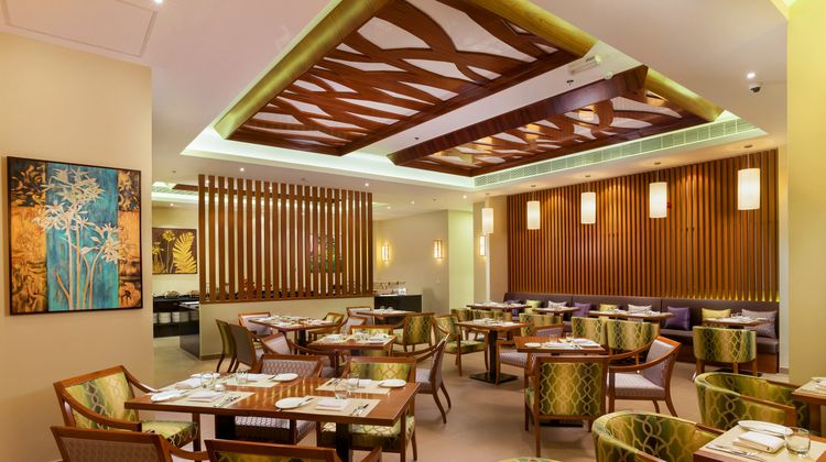 Centara Muscat Hotel Oman Restaurant