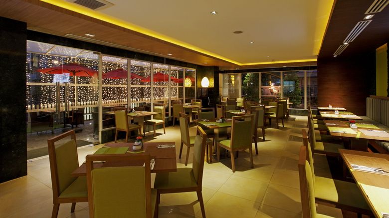 <b>Centara Pattaya Resort Restaurant</b>. Images powered by <a href="https://www.leonardoworldwide.com/" title="Leonardo Worldwide" target="_blank">Leonardo</a>.