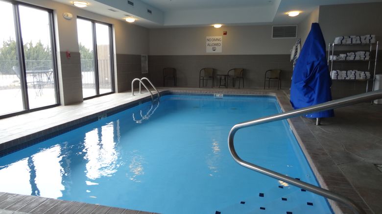 <b>Holiday Inn Express Kansas City Pool</b>. Images powered by <a href="https://www.leonardoworldwide.com/" title="Leonardo Worldwide" target="_blank">Leonardo</a>.