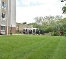 Candlewood Suites Kansas City Exterior