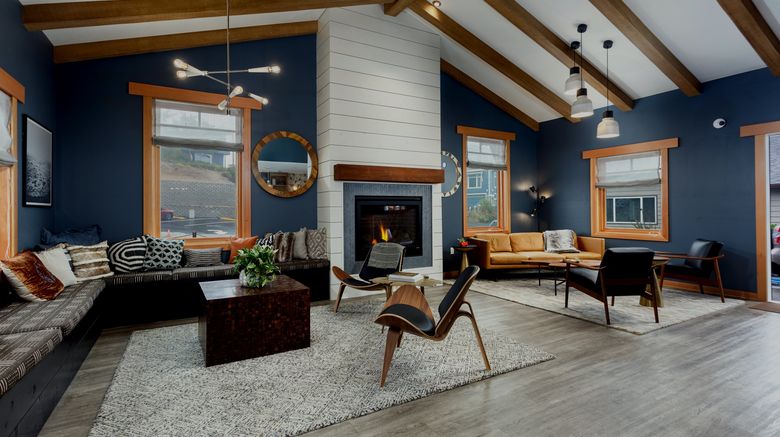<b>The Coho Oceanfront Lodge Lobby</b>. Images powered by <a href="https://www.leonardoworldwide.com/" title="Leonardo Worldwide" target="_blank">Leonardo</a>.