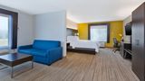 Holiday Inn Express & Suites Cleveland Suite