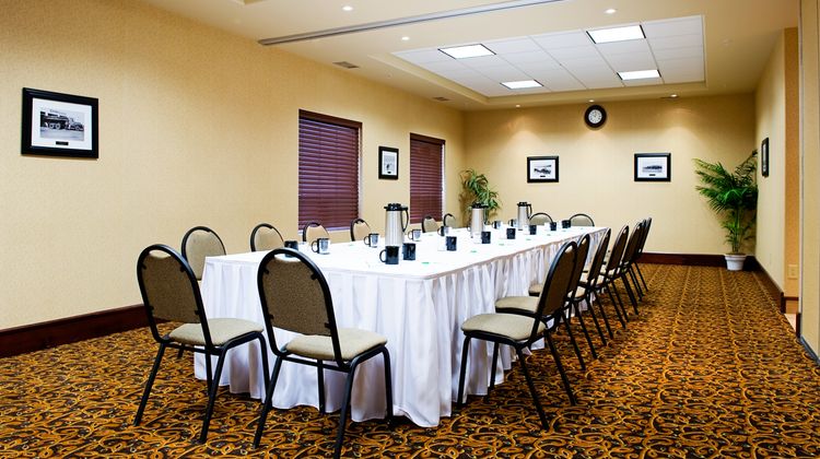 Holiday Inn Hotel & Suites Lloydminster Meeting