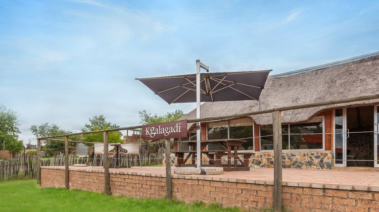 Riverstone Lodge Exterior