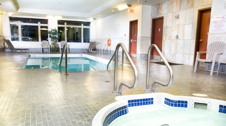 Holiday Inn Hotel & Suites-West Edmonton Recreation