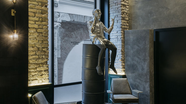Chapter Roma Lobby