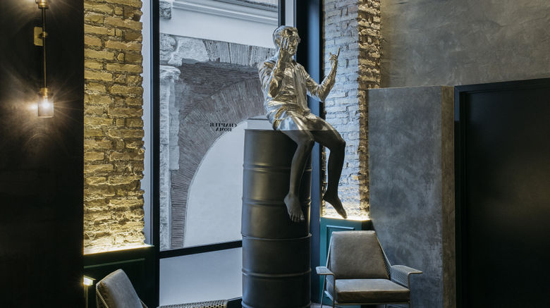 <b>Chapter Roma Lobby</b>. Images powered by <a href="https://www.leonardoworldwide.com/" title="Leonardo Worldwide" target="_blank">Leonardo</a>.