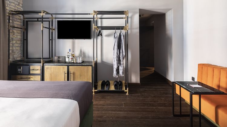 Chapter Roma Room