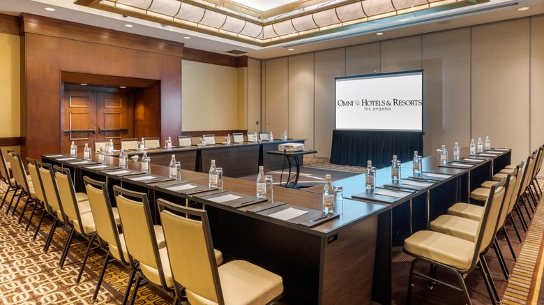 <b>Omni Los Angeles Hotel at CA Plaza Meeting</b>. Images powered by <a href="https://www.leonardoworldwide.com/" title="Leonardo Worldwide" target="_blank">Leonardo</a>.