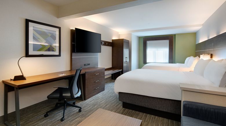 <b>Holiday Inn Express/Suites Bradley Arpt Room</b>. Images powered by <a href="https://www.leonardoworldwide.com/" title="Leonardo Worldwide" target="_blank">Leonardo</a>.