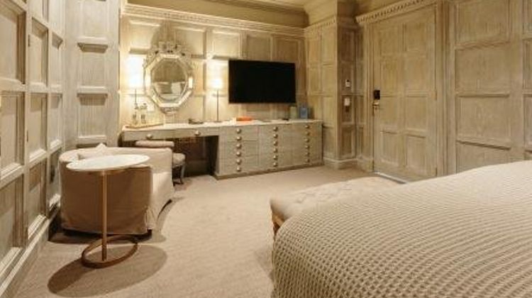 The Scotsman Hotel Suite