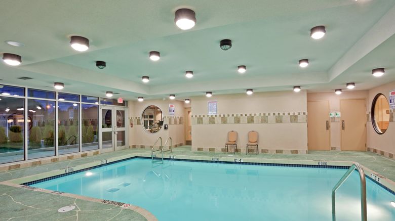 <b>Holiday Inn & Stes Surrey E-Cloverdale Pool</b>. Images powered by <a href="https://www.leonardoworldwide.com/" title="Leonardo Worldwide" target="_blank">Leonardo</a>.