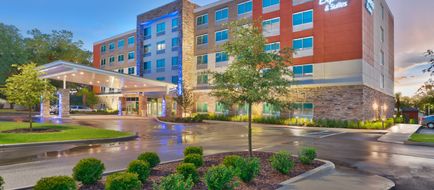 Holiday Inn Express & Sts Gainesville SW Exterior