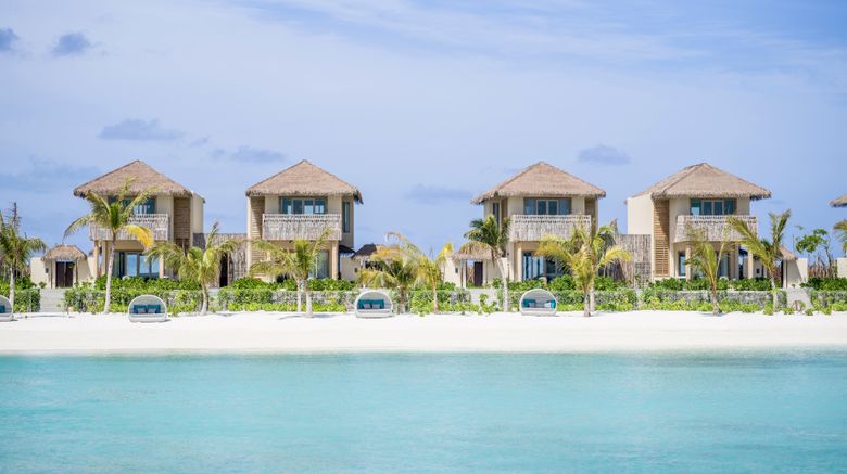 <b>InterContinental Maldives Maamunagau Room</b>. Images powered by <a href="https://www.leonardoworldwide.com/" title="Leonardo Worldwide" target="_blank">Leonardo</a>.