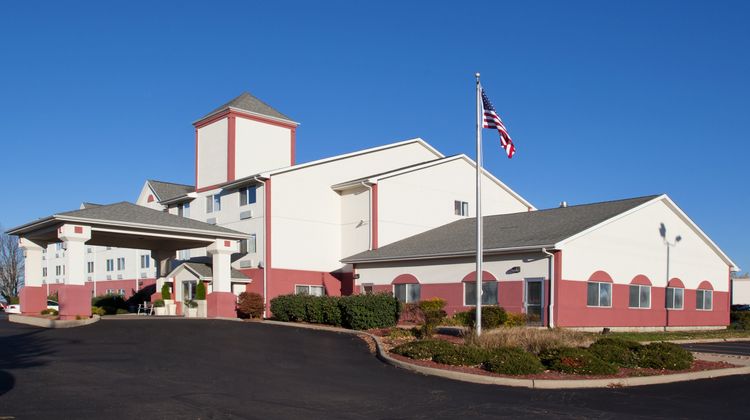 Holiday Inn Express Exterior