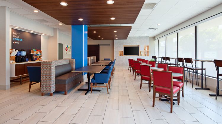 Holiday Inn Express Los Angeles Restaurant
