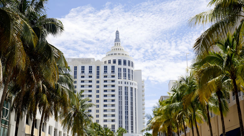 <b>Loews Miami Beach Hotel Exterior</b>. Images powered by <a href="https://www.leonardoworldwide.com/" title="Leonardo Worldwide" target="_blank">Leonardo</a>.
