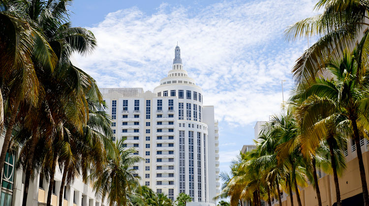 Loews Miami Beach Hotel Exterior