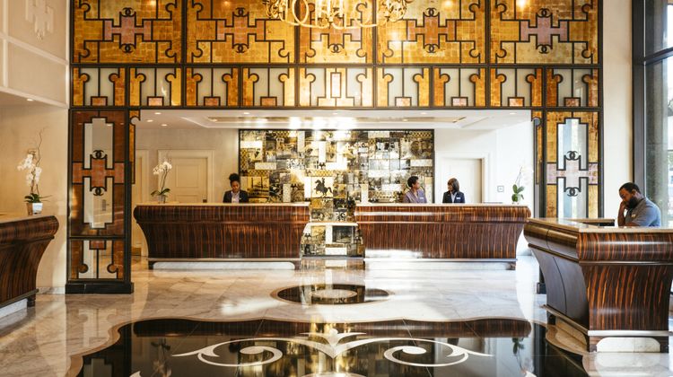Loews New Orleans Hotel Lobby