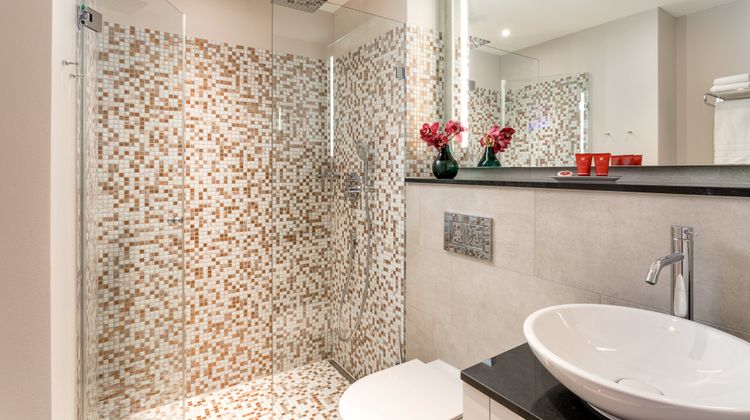 Leonardo Hotel Zurich Airport Room