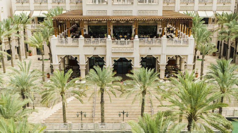 <b>Al Qasr Madinat Jumeirah Resort Restaurant</b>. Images powered by <a href=https://www.travelagewest.com/Hotels/Dubai/