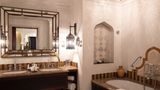 <b>Jumeirah Al Qasr Room</b>. Images powered by <a href="https://www.leonardoworldwide.com/" title="Leonardo Worldwide" target="_blank">Leonardo</a>.