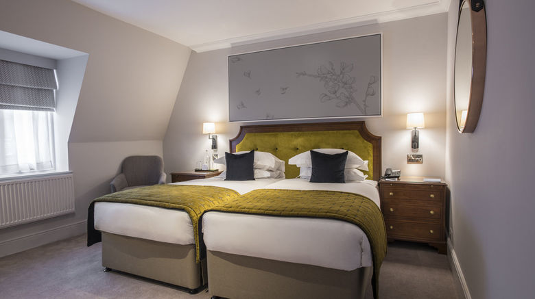 <b>Sloane Place Room</b>. Images powered by <a href="https://www.leonardoworldwide.com/" title="Leonardo Worldwide" target="_blank">Leonardo</a>.