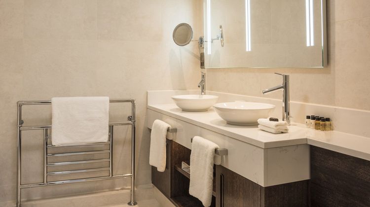 Sloane Place Room