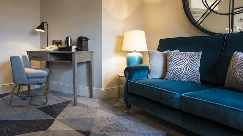 <b>Sloane Place Suite</b>. Images powered by <a href="https://www.leonardoworldwide.com/" title="Leonardo Worldwide" target="_blank">Leonardo</a>.