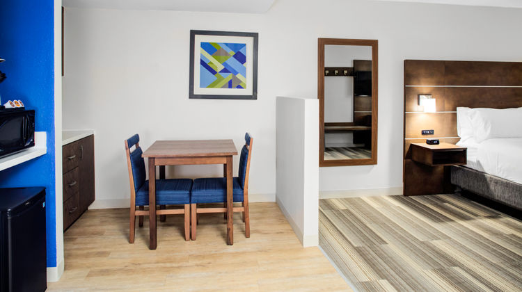 Holiday Inn Express Room
