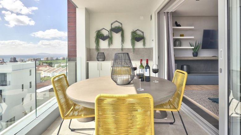 <b>Hermanus Luxury Apartments Exterior</b>. Images powered by <a href="https://www.leonardoworldwide.com/" title="Leonardo Worldwide" target="_blank">Leonardo</a>.