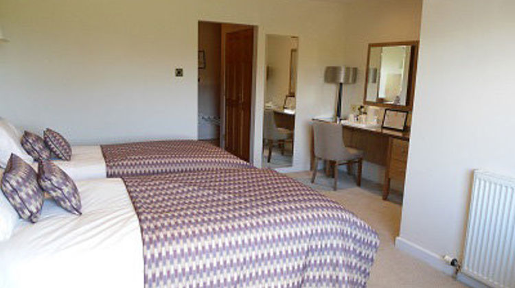 Links Hotel Exterior
