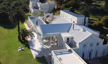 Cascade Manor Hotel & Spa
