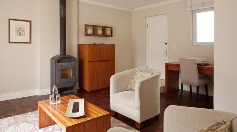 <b>Cascade Manor Hotel & Spa Room</b>. Images powered by <a href="https://www.leonardoworldwide.com/" title="Leonardo Worldwide" target="_blank">Leonardo</a>.
