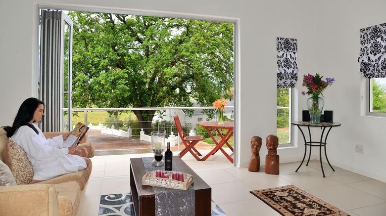 <b>Val Du Charron Guest House & Wine Estate Recreation</b>. Images powered by <a href="https://www.leonardoworldwide.com/" title="Leonardo Worldwide" target="_blank">Leonardo</a>.